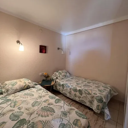 Dos Sylvia 6x Apartment